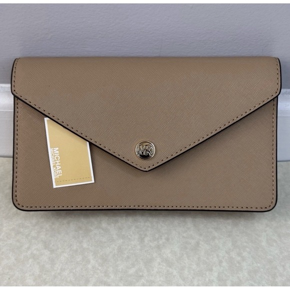 Michael Kors Handbags - Michael Kors Wallet Camel Jet Set Travel Leather‎ Envelope Continental Flap NWT